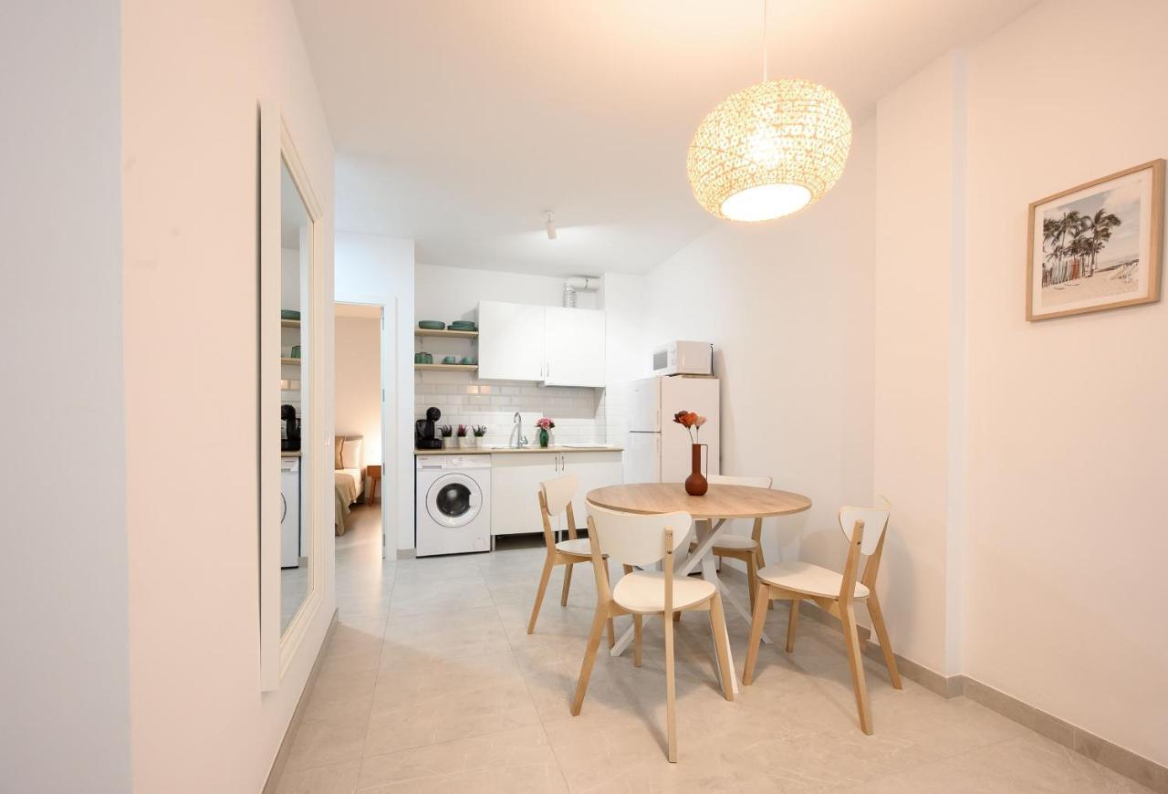New 1 Bedroom Apartment At 4 Min To The Beach By 10Tosea Фуэнхирола Экстерьер фото