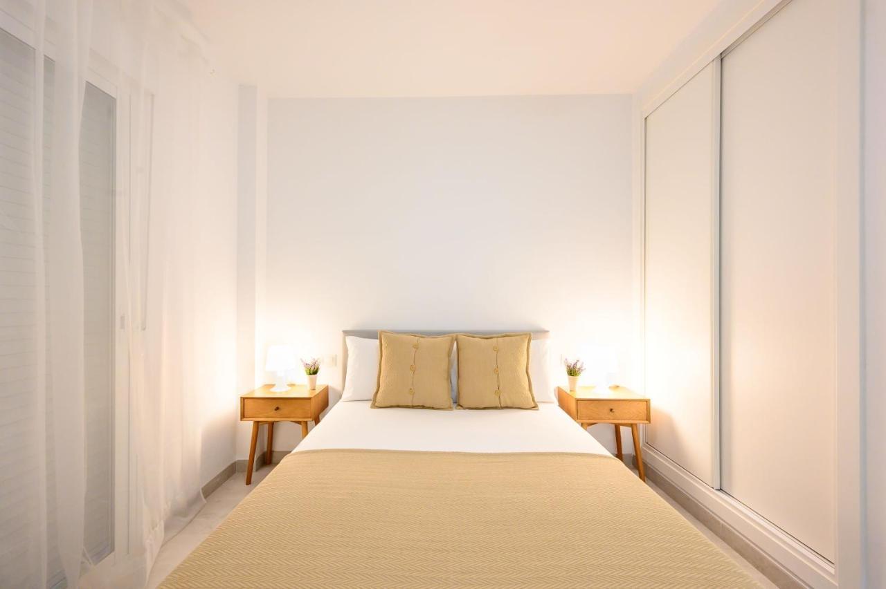 New 1 Bedroom Apartment At 4 Min To The Beach By 10Tosea Фуэнхирола Экстерьер фото